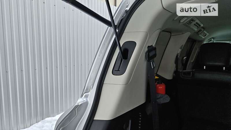 Позашляховик / Кросовер Nissan Patrol 2011 в Снятині