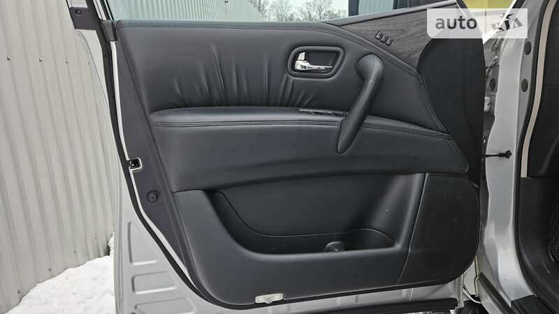 Позашляховик / Кросовер Nissan Patrol 2011 в Снятині