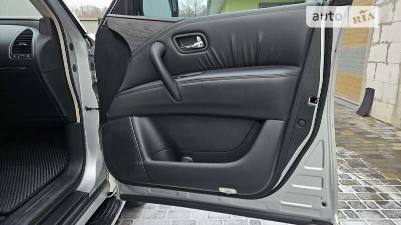 Позашляховик / Кросовер Nissan Patrol 2011 в Снятині