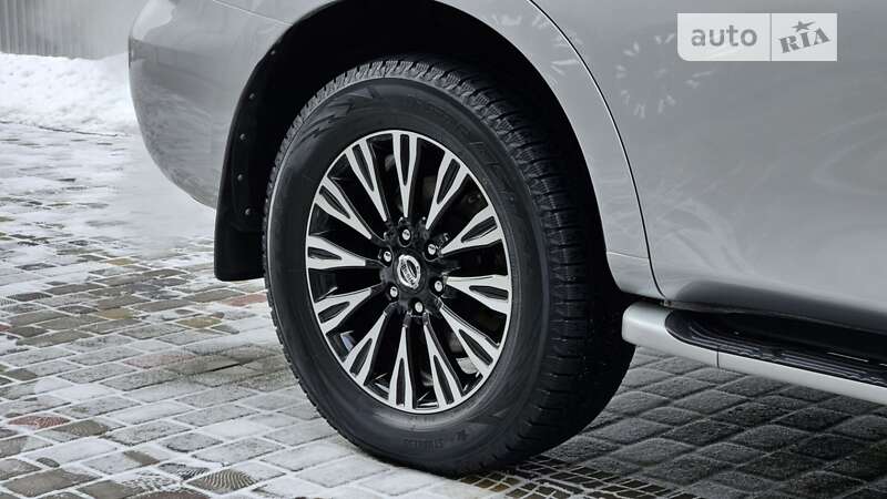 Позашляховик / Кросовер Nissan Patrol 2011 в Снятині