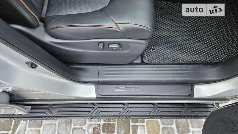 Позашляховик / Кросовер Nissan Patrol 2011 в Снятині