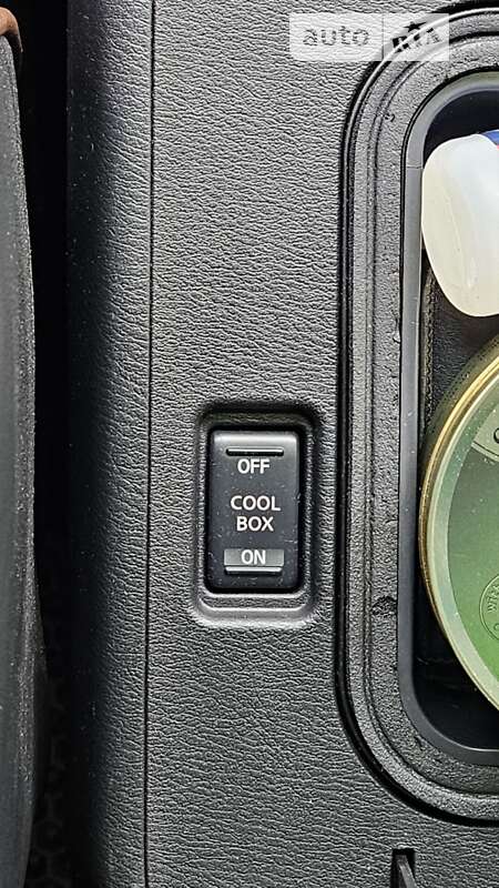 Позашляховик / Кросовер Nissan Patrol 2011 в Снятині