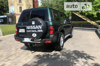 Внедорожник / Кроссовер Nissan Patrol 2001 в Киеве