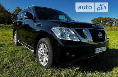 Внедорожник / Кроссовер Nissan Patrol 2011 в Киеве