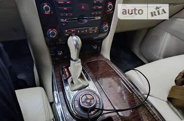 Внедорожник / Кроссовер Nissan Patrol 2011 в 