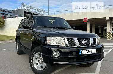 Позашляховик / Кросовер Nissan Patrol 2009 в Києві