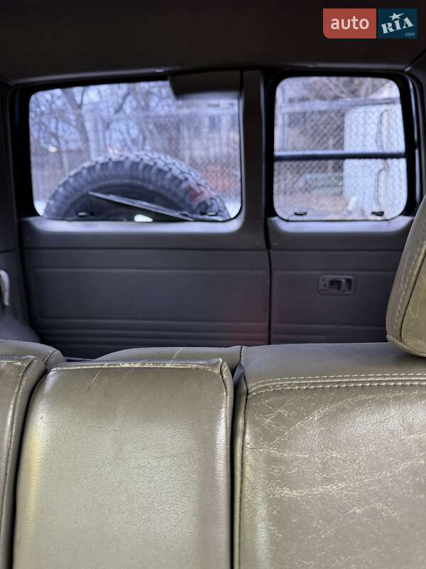 Позашляховик / Кросовер Nissan Patrol 2001 в Тернополі