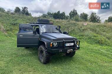 Внедорожник / Кроссовер Nissan Patrol 1989 в Ужгороде