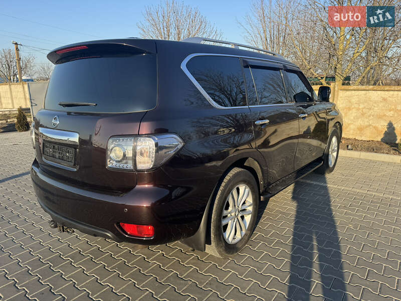 Внедорожник / Кроссовер Nissan Patrol 2011 в Одессе