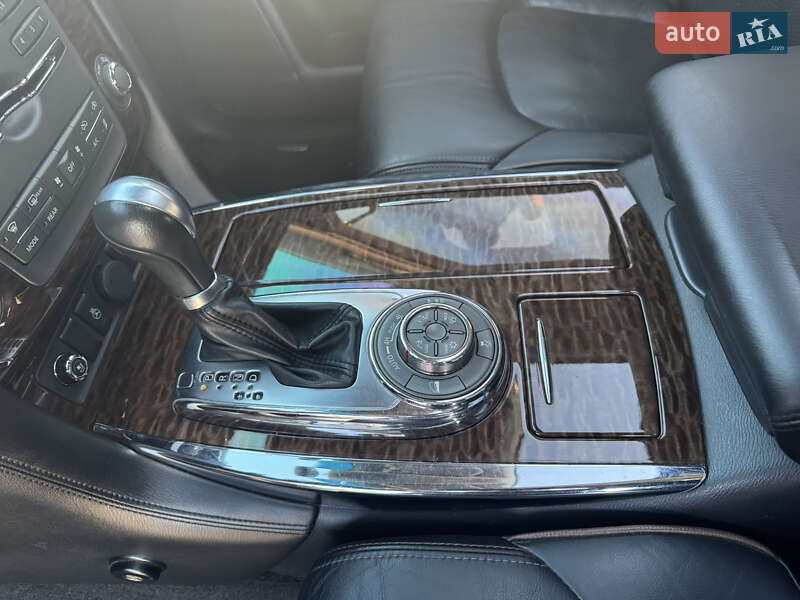 Внедорожник / Кроссовер Nissan Patrol 2011 в Одессе