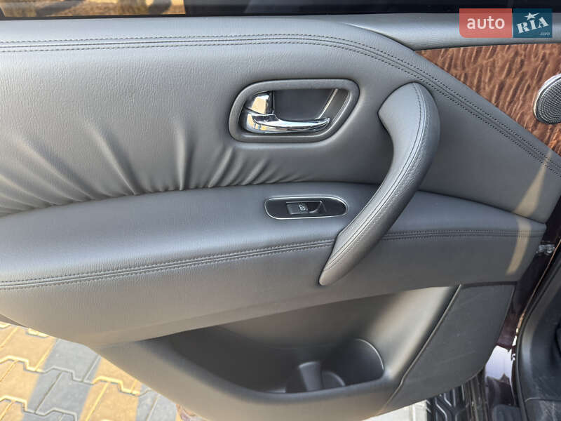 Внедорожник / Кроссовер Nissan Patrol 2011 в Одессе