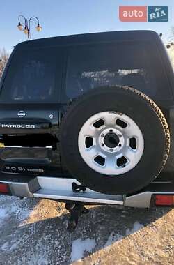 Внедорожник / Кроссовер Nissan Patrol 2003 в Харькове