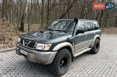 Внедорожник / Кроссовер Nissan Patrol 2000 в Кременце
