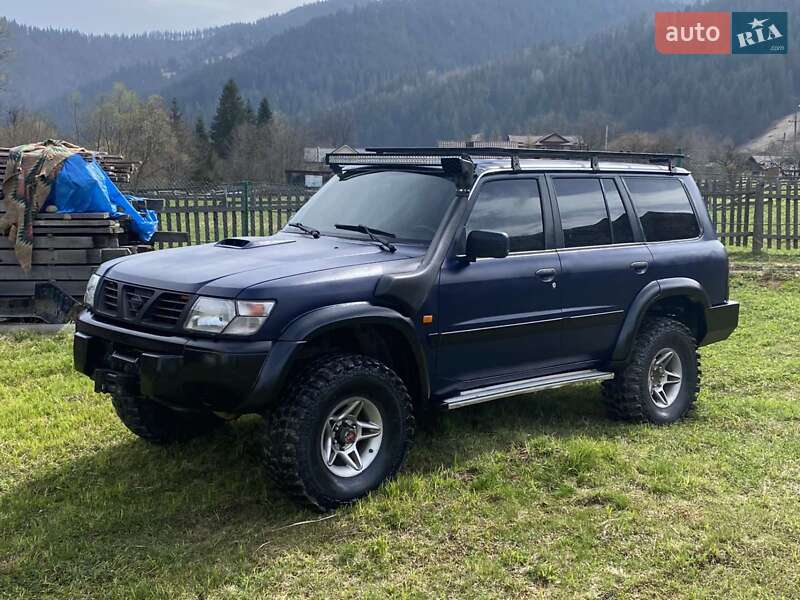 Позашляховик / Кросовер Nissan Patrol 2003 в 