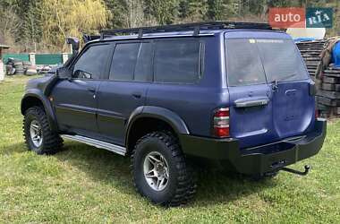 Позашляховик / Кросовер Nissan Patrol 2003 в 
