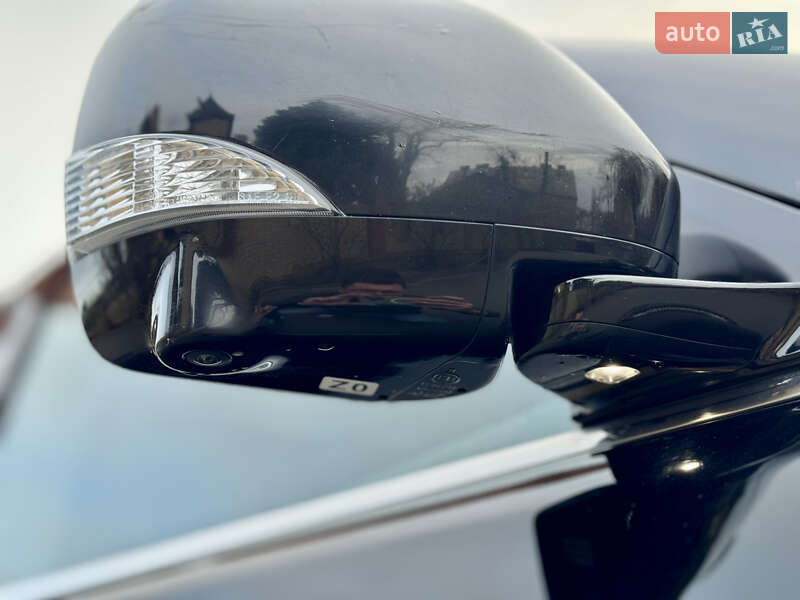 Позашляховик / Кросовер Nissan Patrol 2011 в Києві