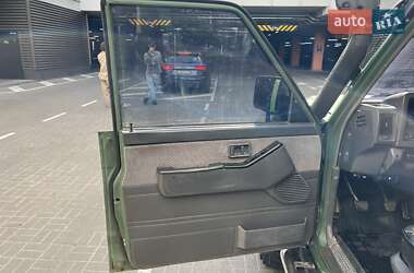 Внедорожник / Кроссовер Nissan Patrol 1987 в 