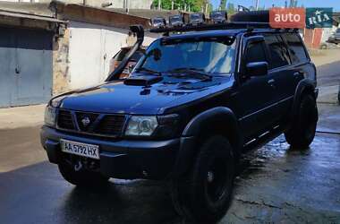Позашляховик / Кросовер Nissan Patrol 1998 в 