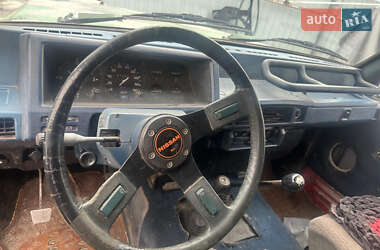 Позашляховик / Кросовер Nissan Patrol 1985 в 