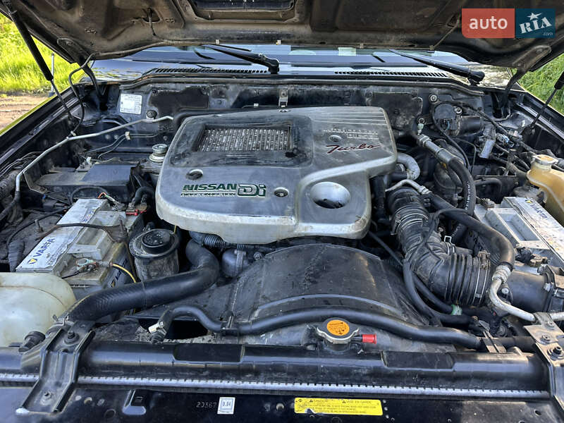 Позашляховик / Кросовер Nissan Patrol 2003 в Львові
