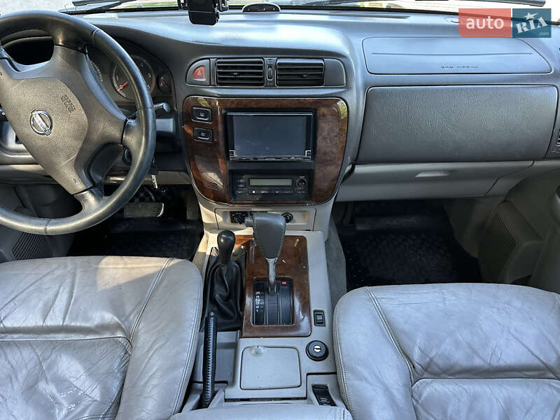 Позашляховик / Кросовер Nissan Patrol 2003 в Львові