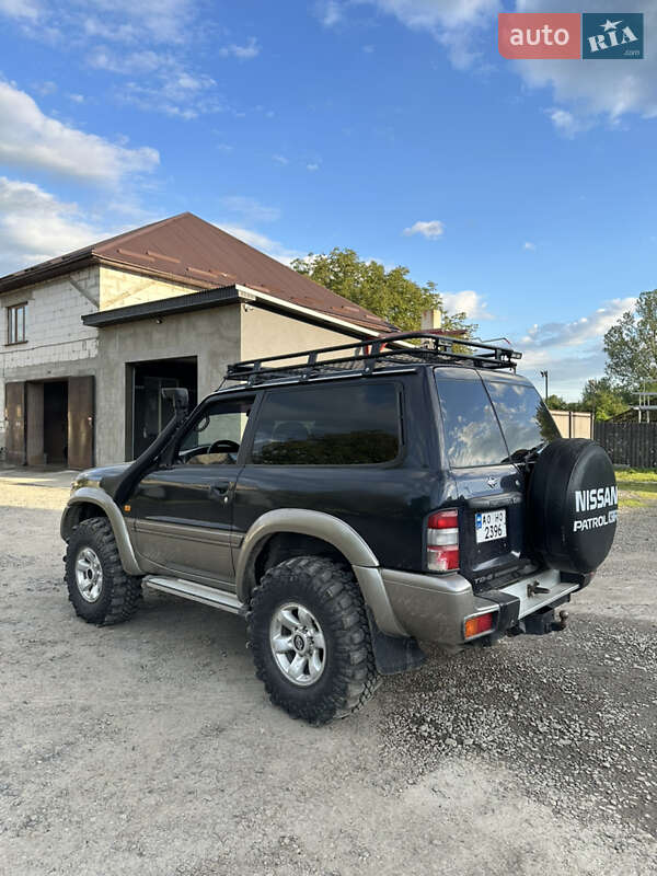 Позашляховик / Кросовер Nissan Patrol 1999 в Тячеві