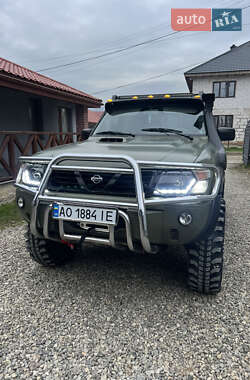 Позашляховик / Кросовер Nissan Patrol 2000 в Калинах
