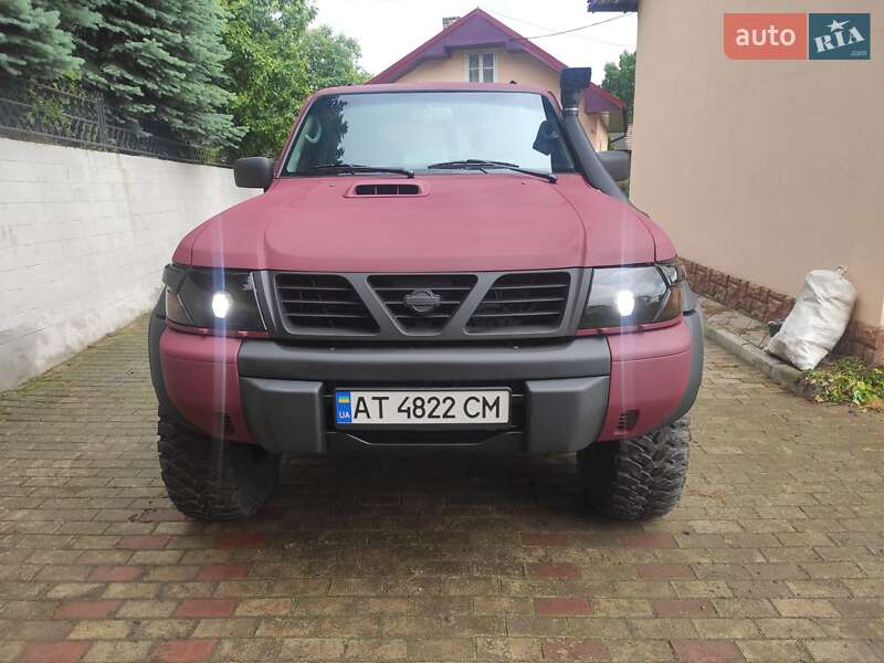Внедорожник / Кроссовер Nissan Patrol 2000 в Ивано-Франковске