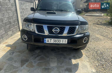 Внедорожник / Кроссовер Nissan Patrol 2005 в Надворной