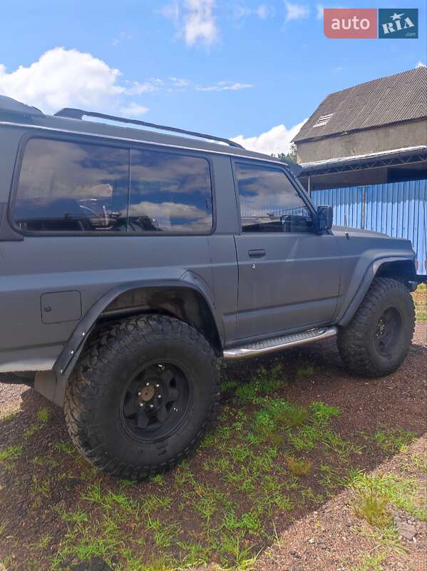 Внедорожник / Кроссовер Nissan Patrol 1996 в Житомире