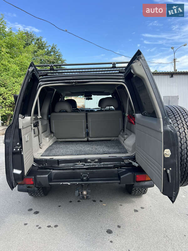 Позашляховик / Кросовер Nissan Patrol 2001 в Рівному