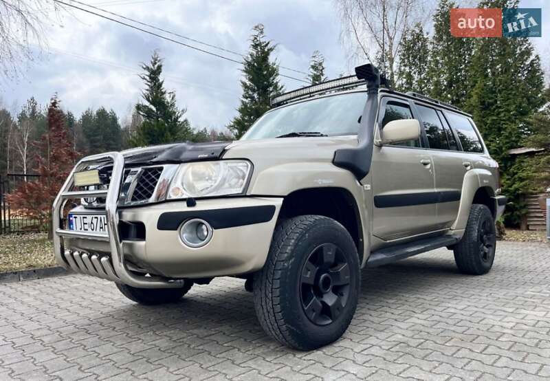 Nissan Patrol 1983