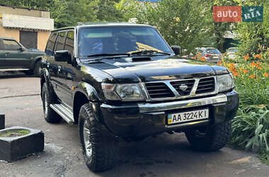 Внедорожник / Кроссовер Nissan Patrol 2000 в Житомире