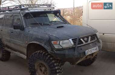 Внедорожник / Кроссовер Nissan Patrol 2001 в Коломые