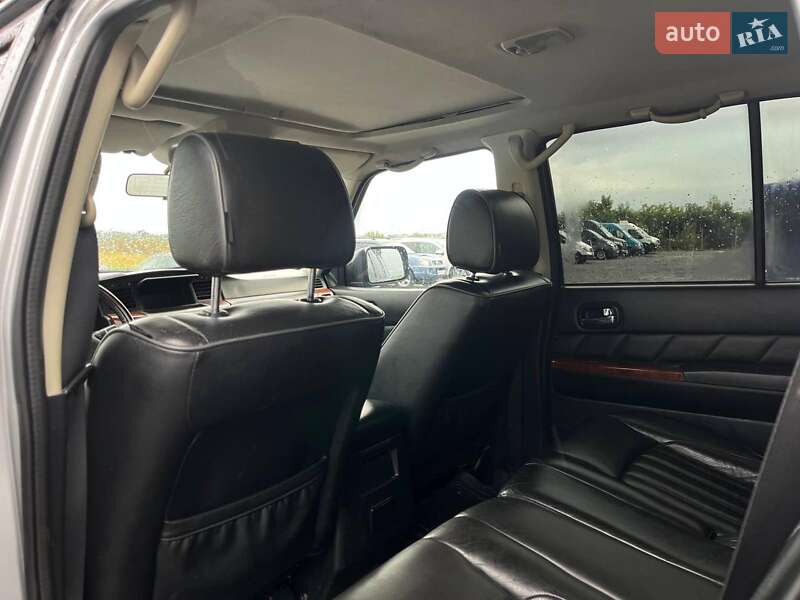 Позашляховик / Кросовер Nissan Patrol 2009 в Львові