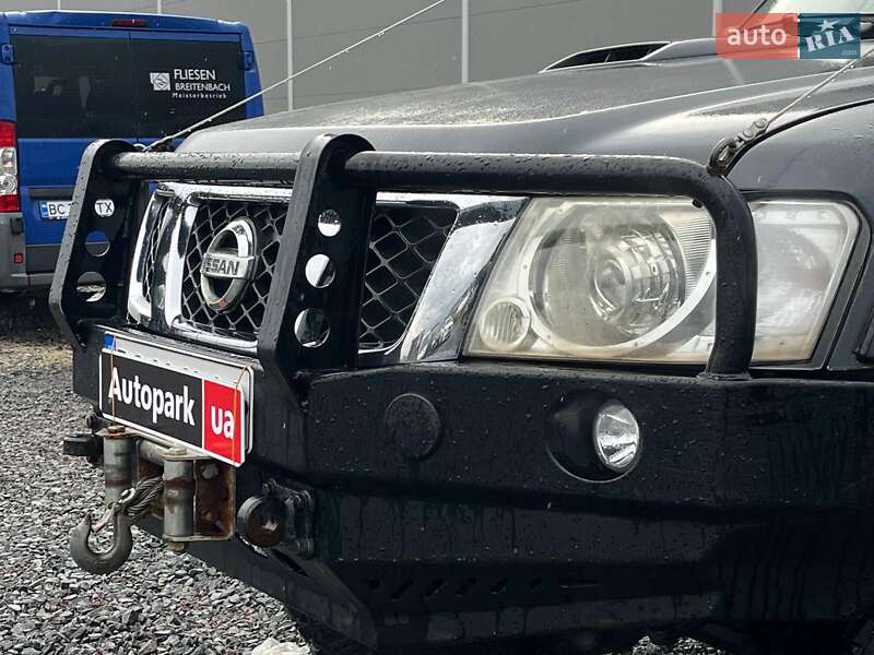 Позашляховик / Кросовер Nissan Patrol 2009 в Львові