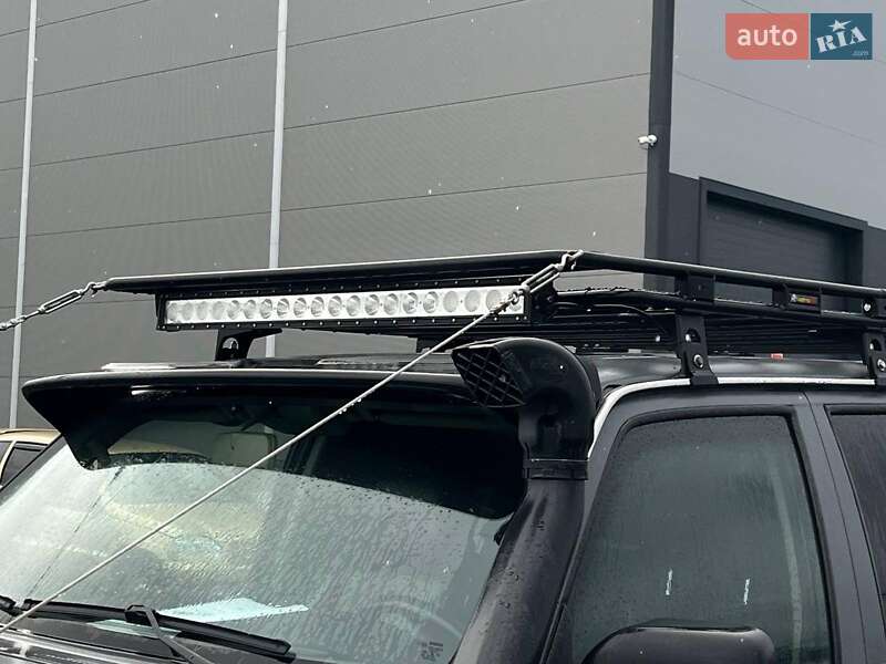 Позашляховик / Кросовер Nissan Patrol 2009 в Львові