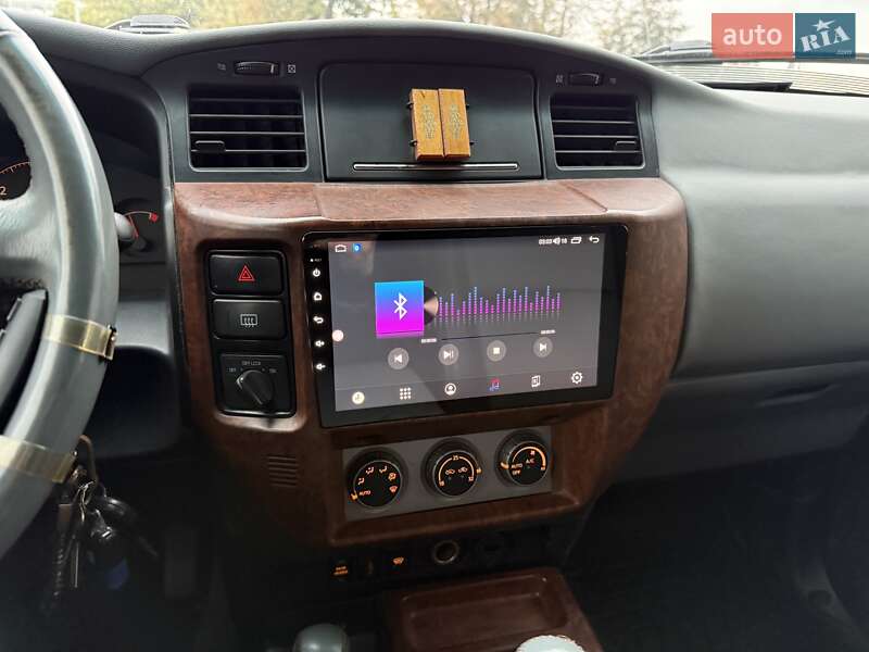 Позашляховик / Кросовер Nissan Patrol 2005 в Києві