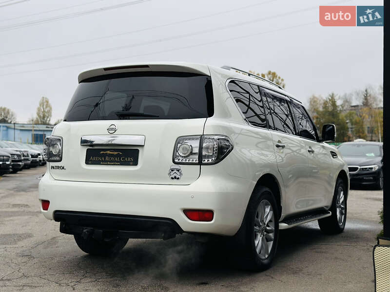 Внедорожник / Кроссовер Nissan Patrol 2011 в Харькове