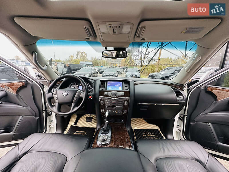 Внедорожник / Кроссовер Nissan Patrol 2011 в Харькове