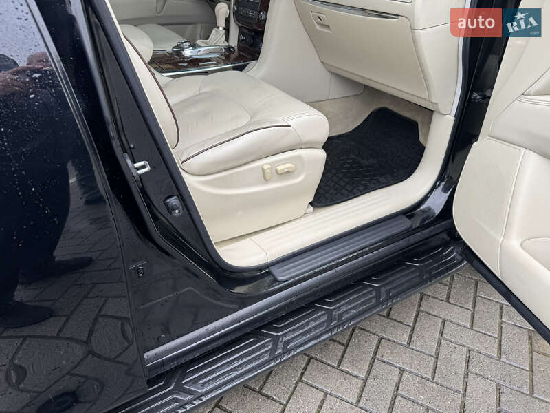 Позашляховик / Кросовер Nissan Patrol 2010 в Стрию