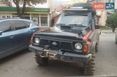 Позашляховик / Кросовер Nissan Patrol 1990 в Рахові