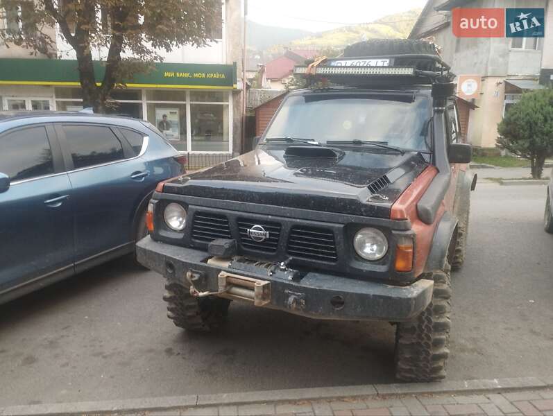 Позашляховик / Кросовер Nissan Patrol 1990 в Рахові