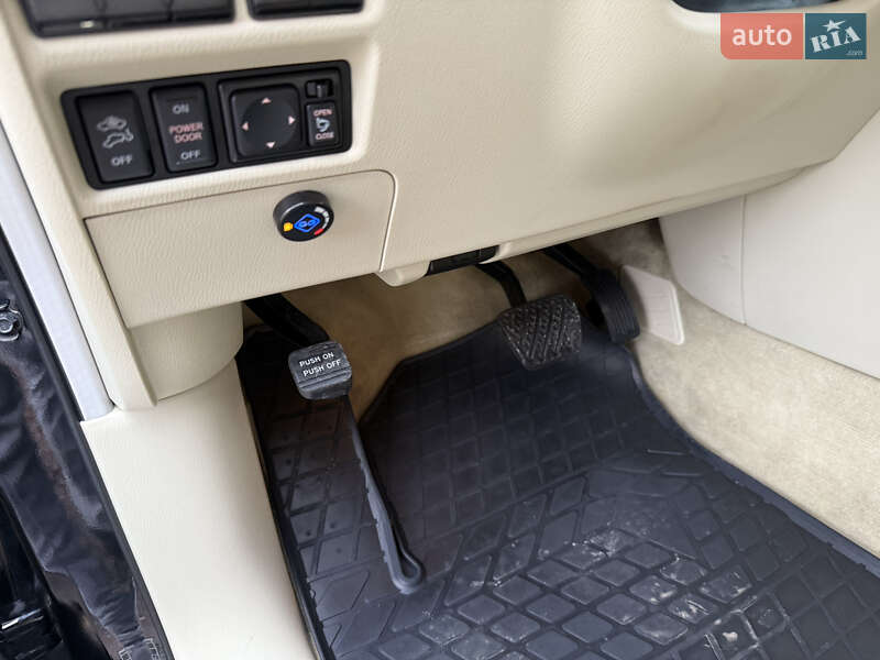 Внедорожник / Кроссовер Nissan Patrol 2010 в Стрые фото 45 Внедорожник / Кроссовер Nissan Patrol 2010 в Стрые