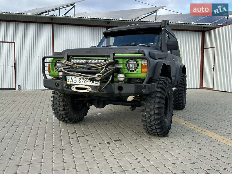 Внедорожник / Кроссовер Nissan Patrol 1999 в Коломые