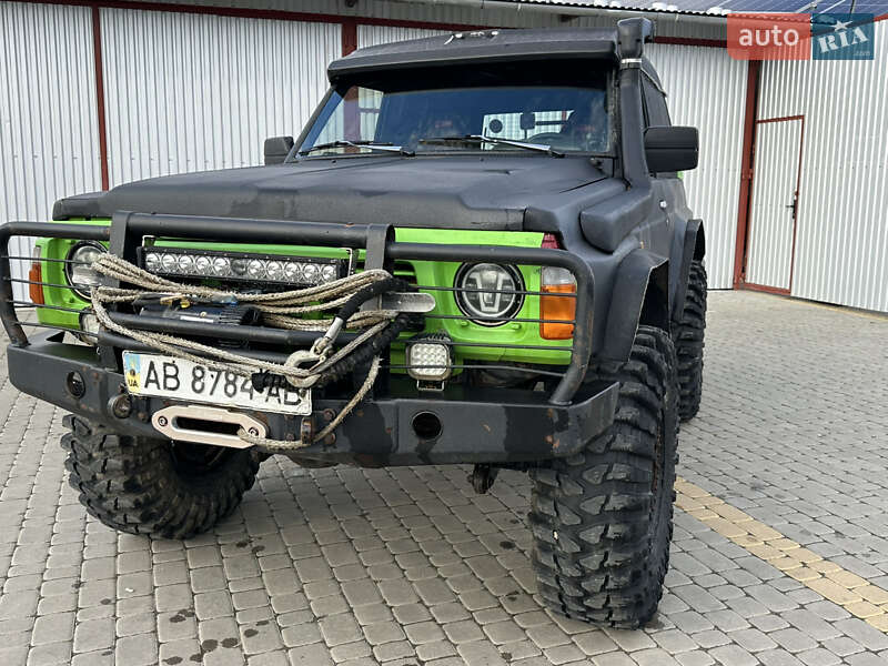 Внедорожник / Кроссовер Nissan Patrol 1999 в Коломые