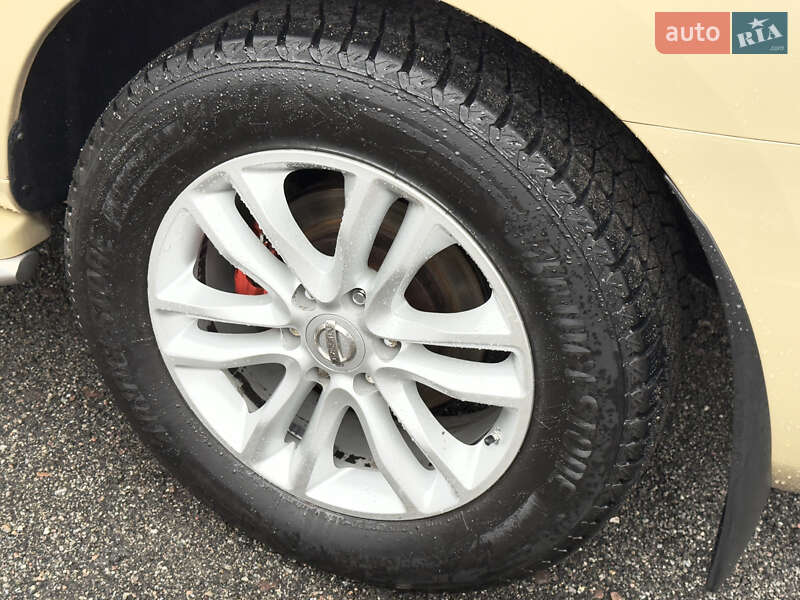 Внедорожник / Кроссовер Nissan Patrol 2011 в Киеве