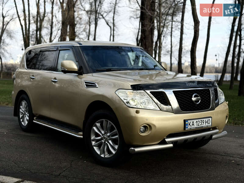 Внедорожник / Кроссовер Nissan Patrol 2011 в Киеве