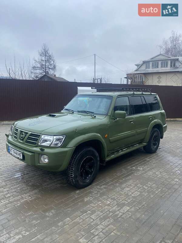 Позашляховик / Кросовер Nissan Patrol 2004 в Верховині