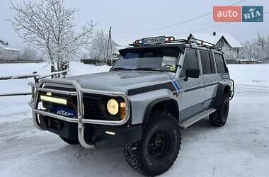 Внедорожник / Кроссовер Nissan Patrol 1992 в Надворной